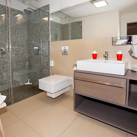 Dormero Strandhotel Ruegen Остзебад Бинц