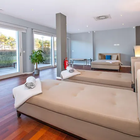 Отель Dormero Strandhotel Ruegen Остзебад Бинц